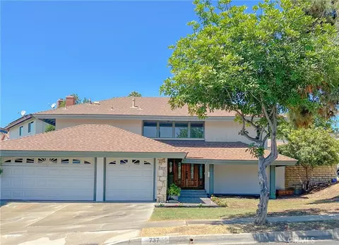 737 N 4th St, Montebello, CA 90640