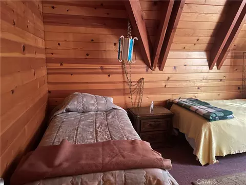 Bedroom - 24327 Montreaux, Crestline, CA 92325 photo 1 of 7