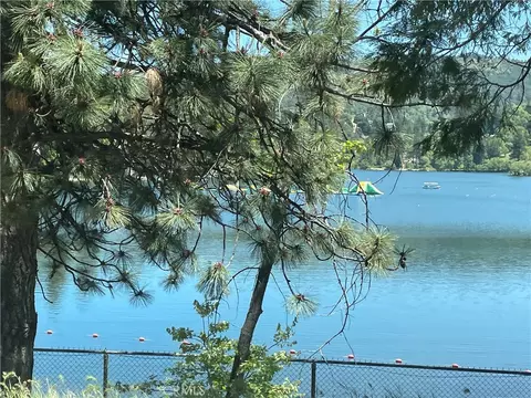 View/Area - 24327 Montreaux, Crestline, CA 92325 photo 2 of 4