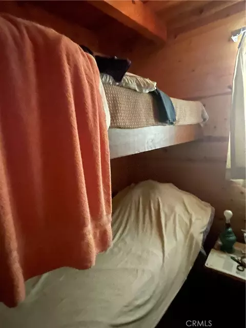 Bedroom - 24327 Montreaux, Crestline, CA 92325 photo 6 of 7
