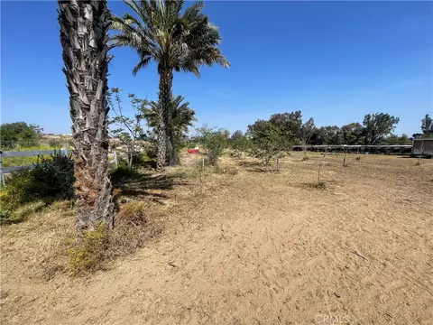 22285 Old Elsinore Rd, Perris, CA 92570 photo 7