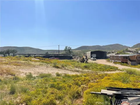 22285 Old Elsinore Rd, Perris, CA 92570 photo 10