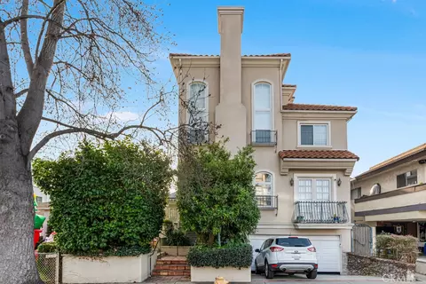 1733 Armacost, Los Angeles, CA 90025