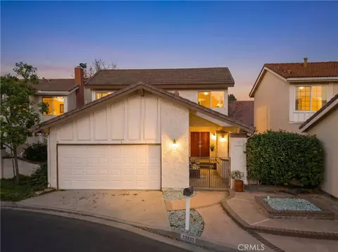 11390 Nantucket Ct, Cypress, CA 90630