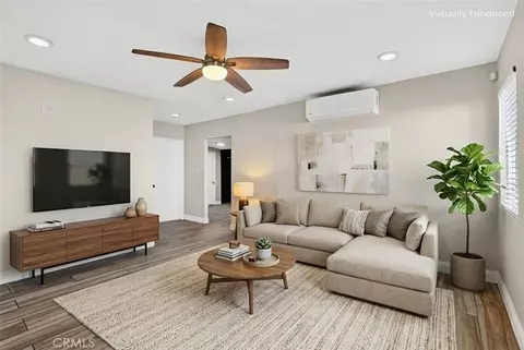 Living - 806 W Spruce St, Compton, CA 90220 photo 1 of 3