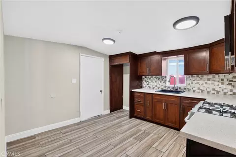 Entry Way - 806 W Spruce St, Compton, CA 90220 photo 1 of 2