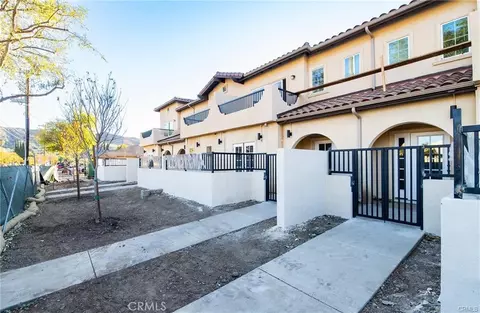 Exterior - 5526 E Los Angeles Ave #1, Simi Valley, CA 93063 photo 1 of 12