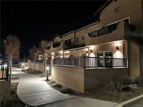 Exterior - 5526 E Los Angeles Ave #1, Simi Valley, CA 93063 photo 9 of 12