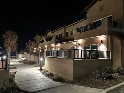Exterior - 5526 E Los Angeles Ave #3, Simi Valley, CA 93063 photo 9 of 10