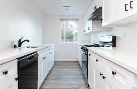 Kitchen - 5526 E Los Angeles Ave #3, Simi Valley, CA 93063 photo 1 of 2