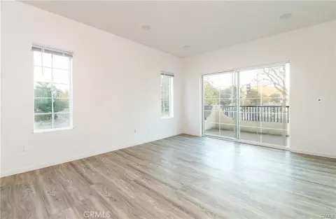 Living - 5510 E Los Angeles Ave #2, Simi Valley, CA 93063 photo 5 of 5