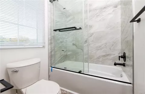 Bath - 5510 E Los Angeles Ave #2, Simi Valley, CA 93063 photo 3 of 3