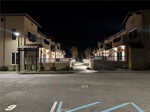Exterior - 5518 E Los Angeles Ave #2, Simi Valley, CA 93063 photo 8 of 11