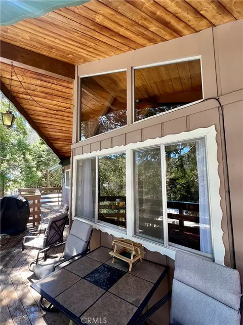 Exterior - 855 Bergschrund Dr, Crestline, CA 92325 photo 3 of 14