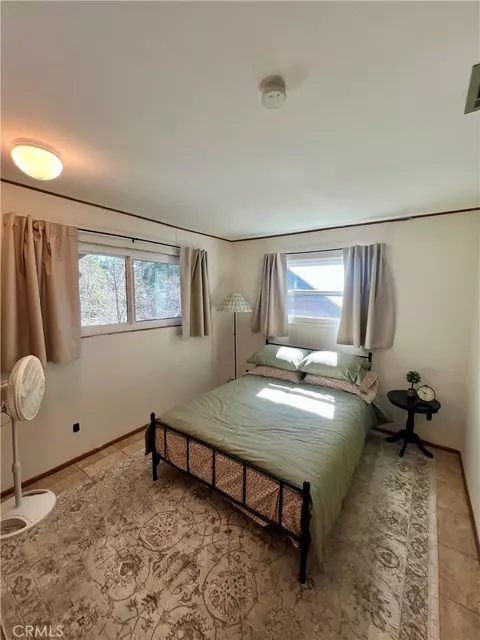 Bedroom - 855 Bergschrund Dr, Crestline, CA 92325 photo 1 of 11