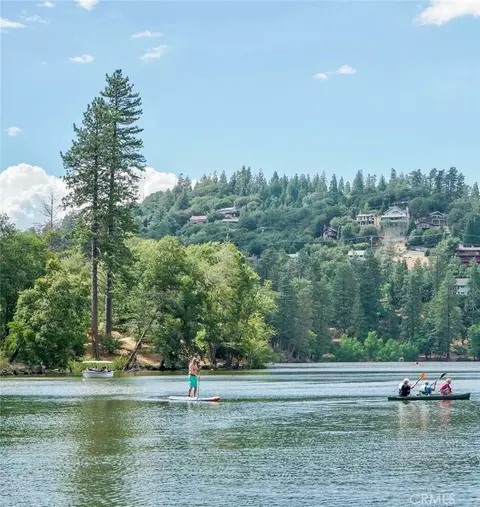 View/Area - 855 Bergschrund Dr, Crestline, CA 92325 photo 1 of 3