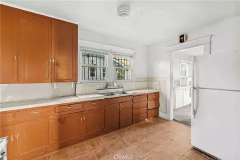 Kitchen - 315 W Cedar, Compton, CA 90220 photo 1 of 1
