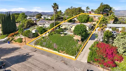 View/Area - 1276 Oasis, Escondido, CA 92026 photo 4 of 14