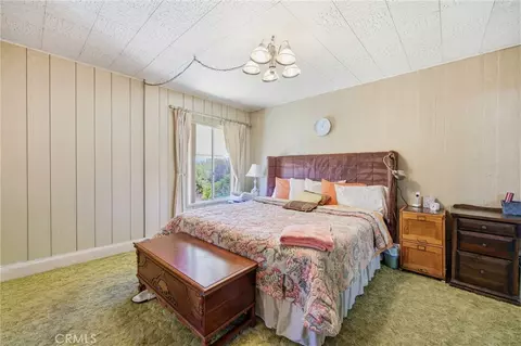 Bedroom - 1276 Oasis, Escondido, CA 92026 photo 3 of 4