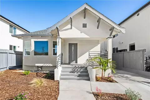 731 E 41st Pl, Los Angeles, CA 90011