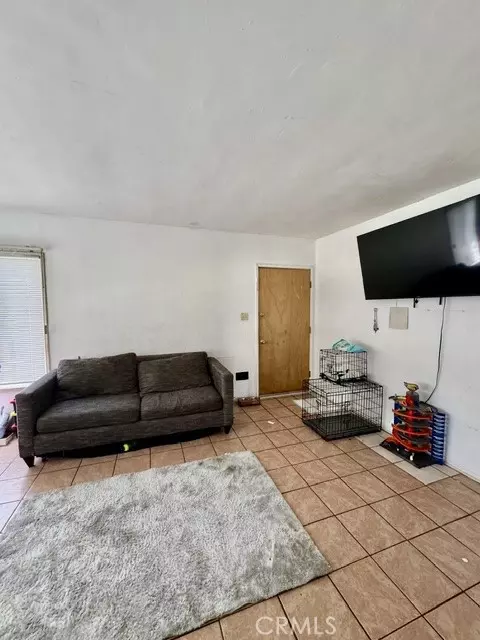 Living - 904 E Stockton, Compton, CA 90221 photo 1 of 3
