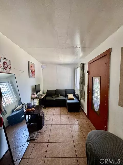 Entry Way - 904 E Stockton, Compton, CA 90221 photo 1 of 1