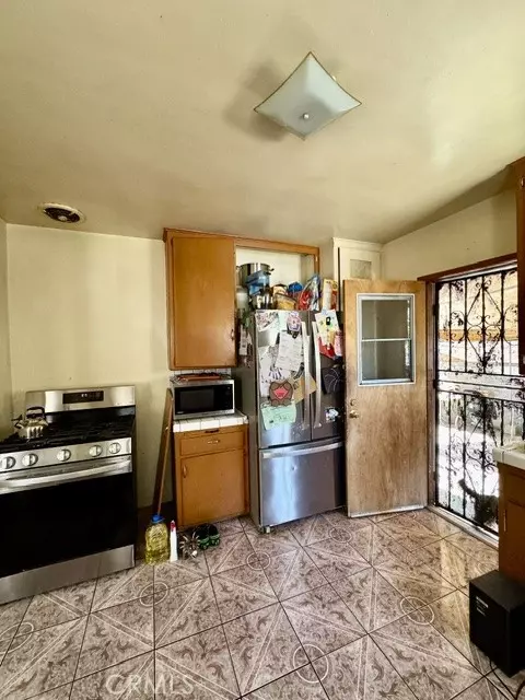 Other - 904 E Stockton, Compton, CA 90221 photo 5 of 18