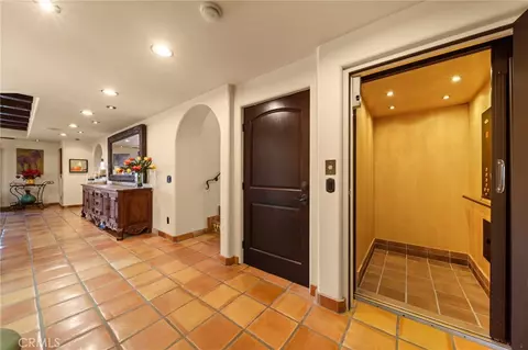 Entry Way - 6 Green Turtle, Coronado, CA 92118 photo 4 of 11