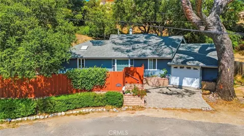 Exterior - 6489 Alta Gracia, Tujunga, CA 91042 photo 14 of 16