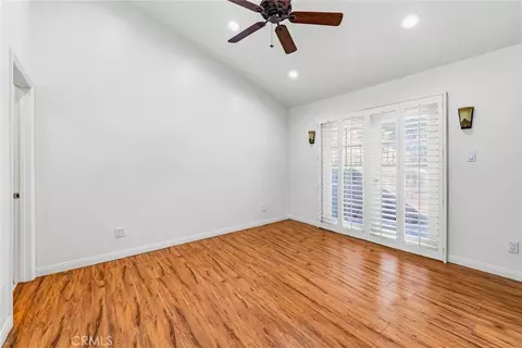 Living - 6489 Alta Gracia, Tujunga, CA 91042 photo 5 of 5