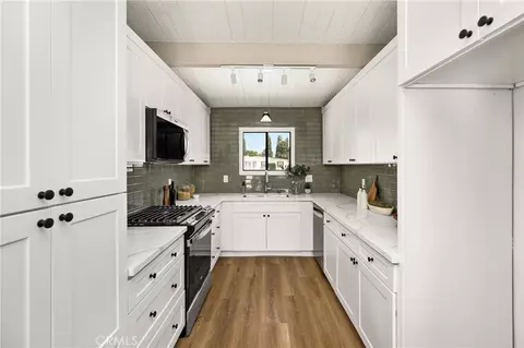 Kitchen - 16150 E Queenside, Covina, CA 91722 photo 2 of 3