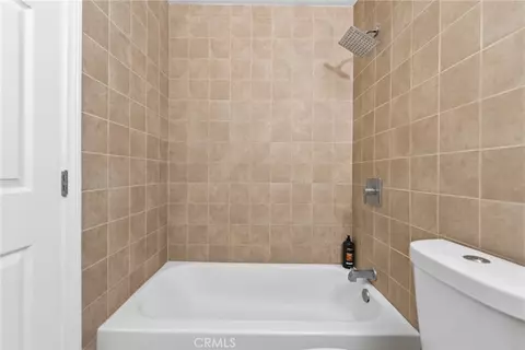 Bath - 706 E Palmer, Compton, CA 90221 photo 3 of 5