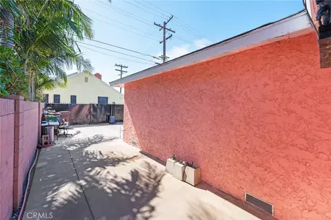 Exterior - 706 E Palmer, Compton, CA 90221 photo 3 of 6