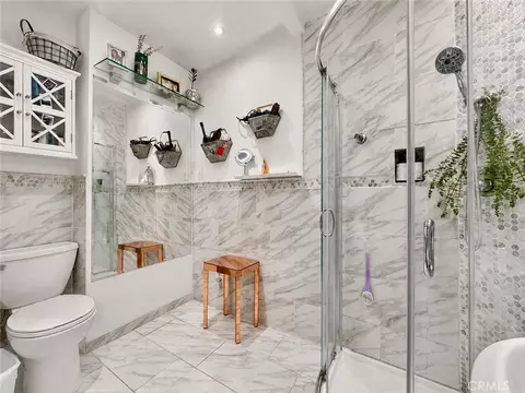 Bath - 8734 Parrot Ave, Downey, CA 90240 photo 1 of 4