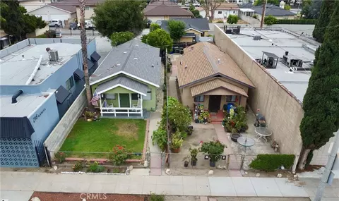 212 N Azusa, Azusa, CA 91702