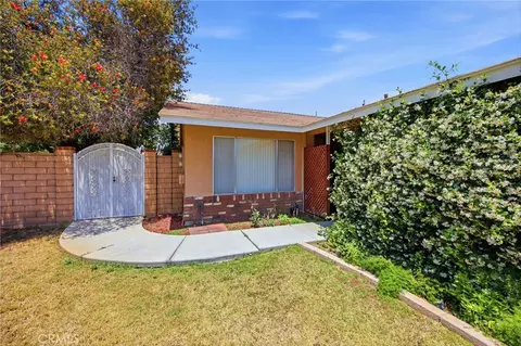 Exterior - 8231 Carnation Ct, Riverside, CA 92503 photo 4 of 20