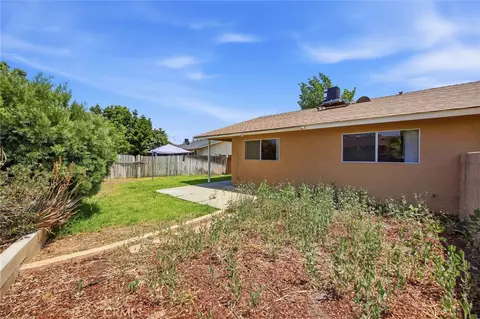 Exterior - 8231 Carnation Ct, Riverside, CA 92503 photo 19 of 20