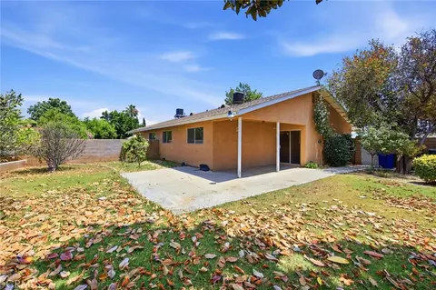 Exterior - 8231 Carnation Ct, Riverside, CA 92503 photo 12 of 20