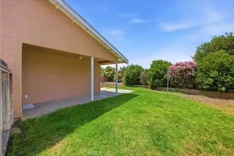 Exterior - 8231 Carnation Ct, Riverside, CA 92503 photo 16 of 20