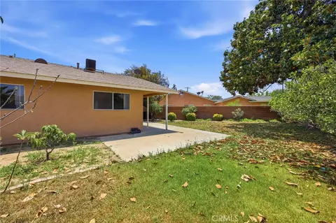 Exterior - 8231 Carnation Ct, Riverside, CA 92503 photo 14 of 20