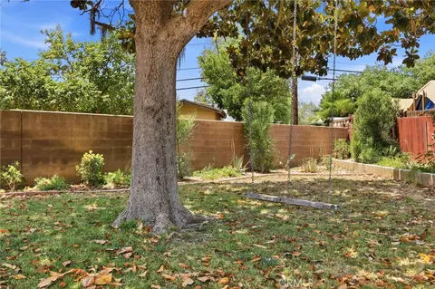 Exterior - 8231 Carnation Ct, Riverside, CA 92503 photo 11 of 20