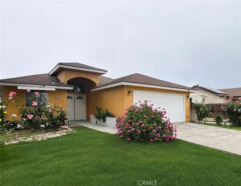 2380 S Holly Ave, Fresno, CA 93706