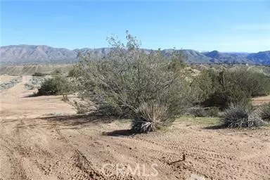 0 0, Hesperia, CA 92345
