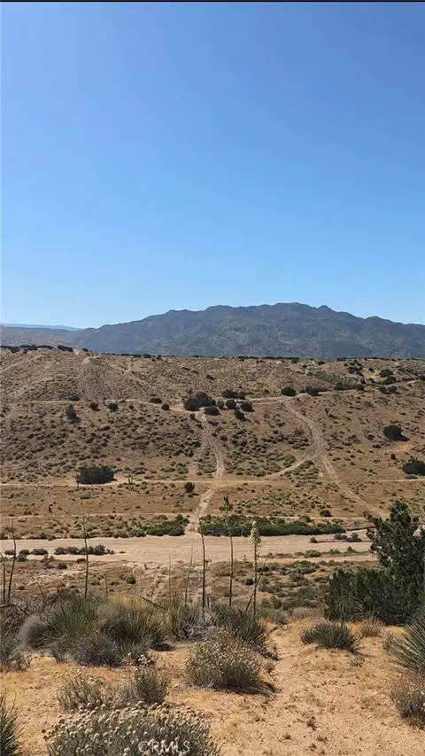 0 0, Hesperia, CA 92345 photo 8