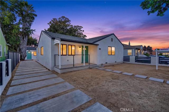 2106 W 94th, Los Angeles, CA 90047