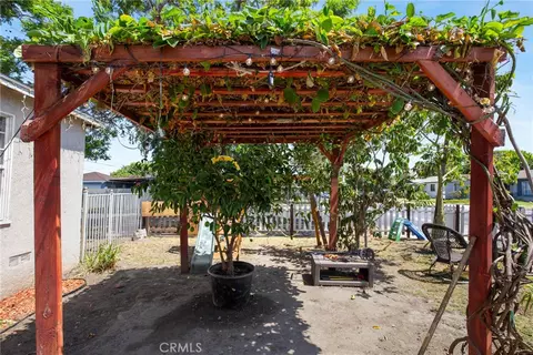 Exterior - 2011 N Grape, Compton, CA 90222 photo 18 of 19