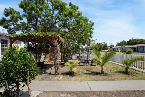 Exterior - 2011 N Grape, Compton, CA 90222 photo 16 of 19