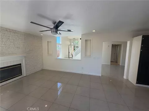 Living - 507 Coudures Way, Perris, CA 92571 photo 6 of 7