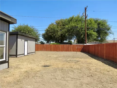 Exterior - 4953 E San Carlos, Compton, CA 90221 photo 4 of 10
