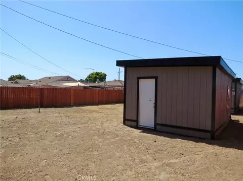 Exterior - 4953 E San Carlos, Compton, CA 90221 photo 3 of 10